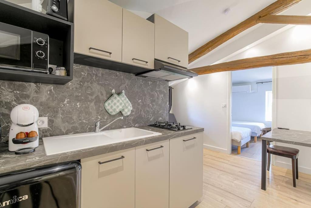 Le Francfort - Les Appartements De L'Olivier Loyettes Екстериор снимка