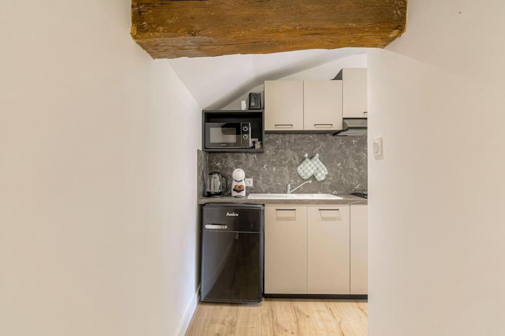 Le Francfort - Les Appartements De L'Olivier Loyettes Екстериор снимка